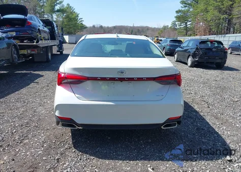 2019 Toyota Avalon Xle z USA, uszkodzony, nr VIN 4T1BZ1FB4KU037024